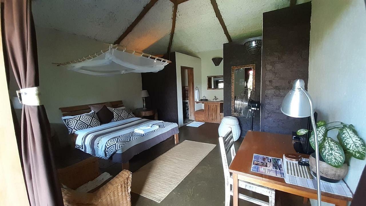 Gately Inn Entebbe Dış mekan fotoğraf
