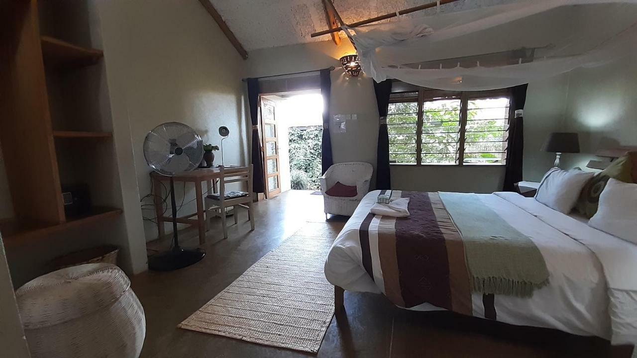 Gately Inn Entebbe Dış mekan fotoğraf