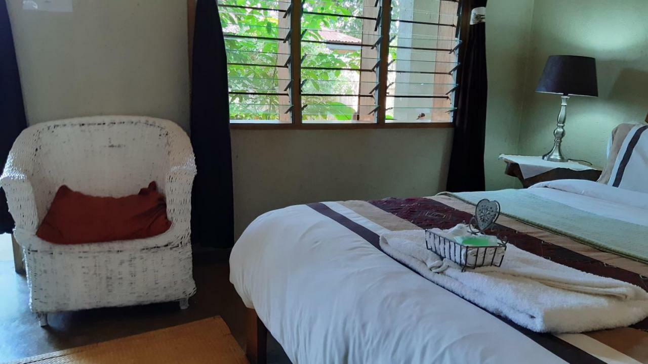 Gately Inn Entebbe Dış mekan fotoğraf